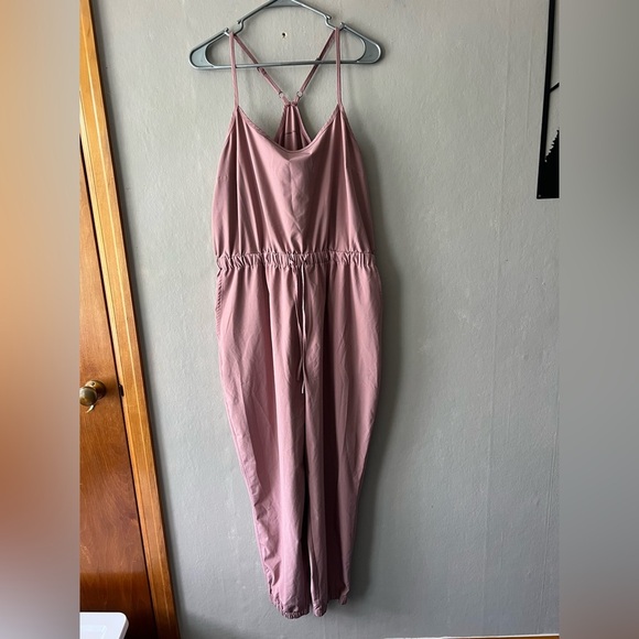 Abercrombie & Fitch Pink Mauve Jumpsuit Size Large - Picture 1 of 8